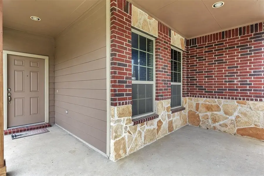 9505 E Woodmark, Conroe, TX 77304 - Image #2