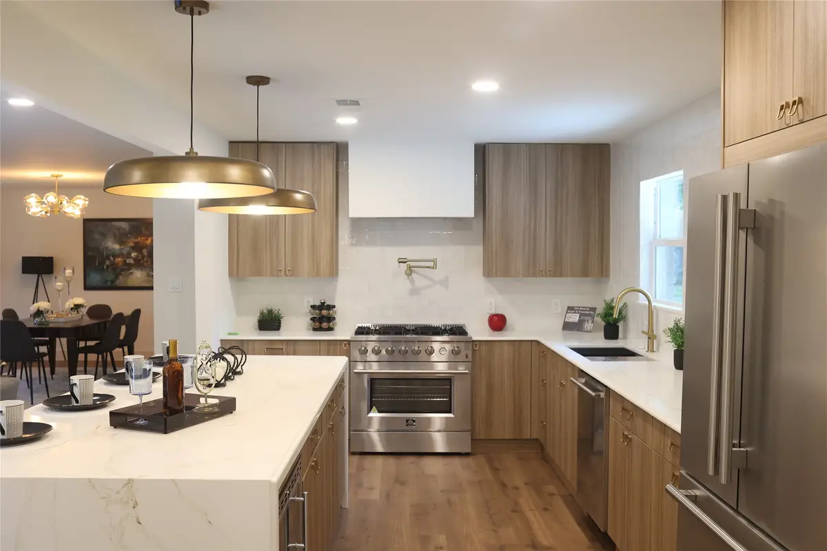 6214 Yarwell Drive, Houston, TX 77096 - Image #1