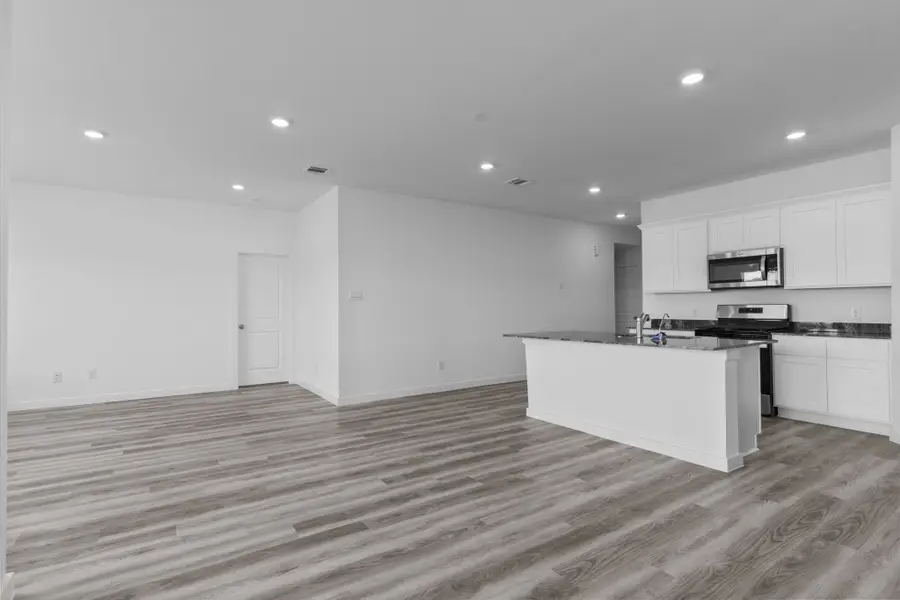 1218 Sandy Shore Lane, Iowa Colony, TX 77583 - Image #3