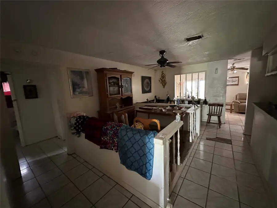 6215 Tiffany Drive, Houston, TX 77085 - Image #3