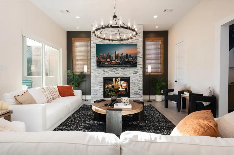 911 Thompson Street, Houston, TX 77007 - #3