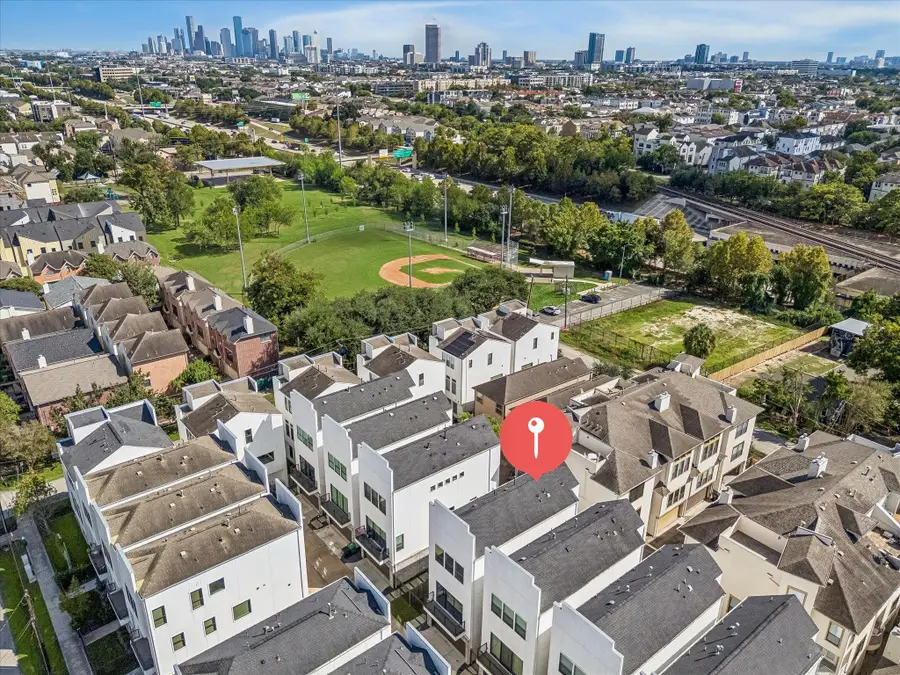 5707 Larkin Street #B, Houston, TX 77007 - #3