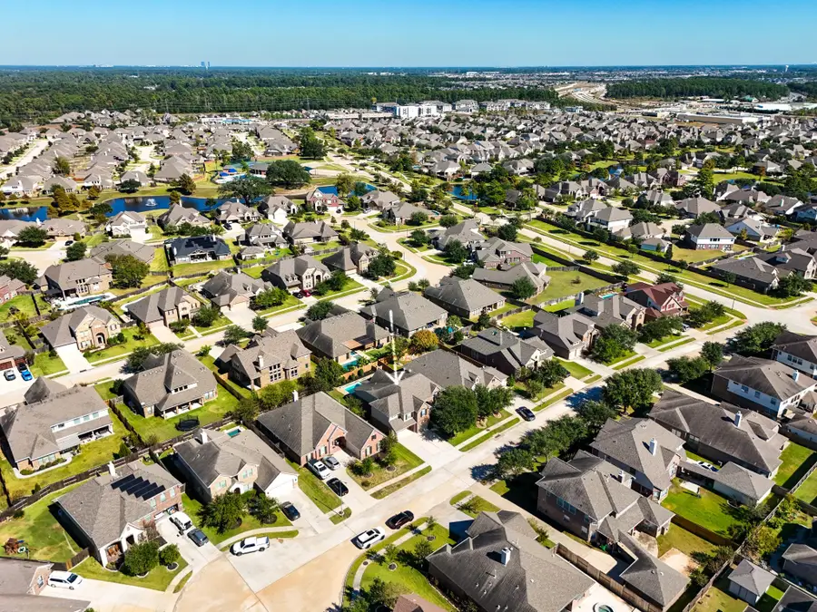 22722 Wixford Lane, Tomball, TX 77375 - Image #2