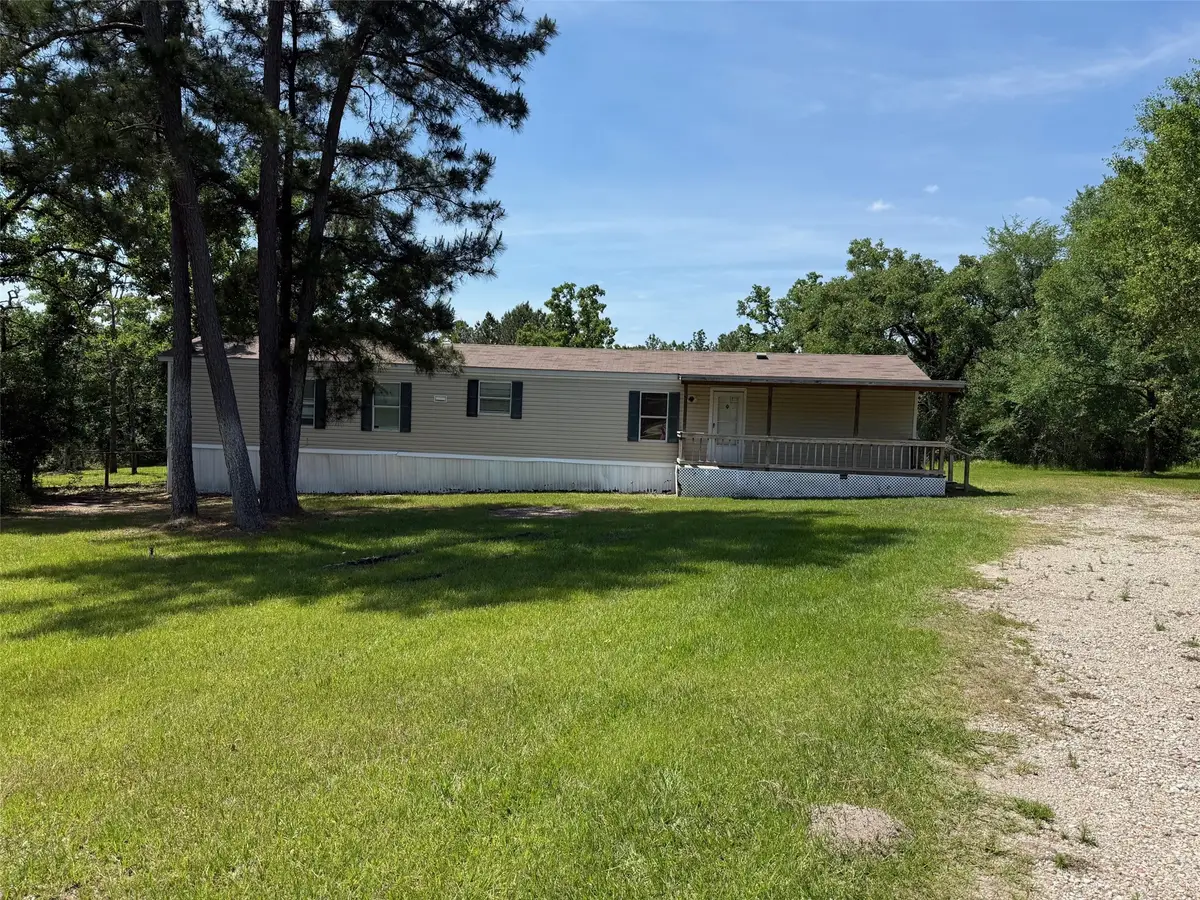 107 Twin Creek Drive, Huntsville, TX 77320 - #1