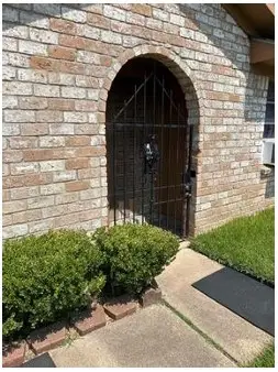 5135 Fairgreen Lane, Houston, TX 77048