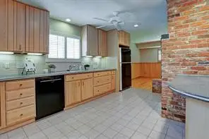 3815 Sun Valley Drive, Houston, TX 77025 - Image #2