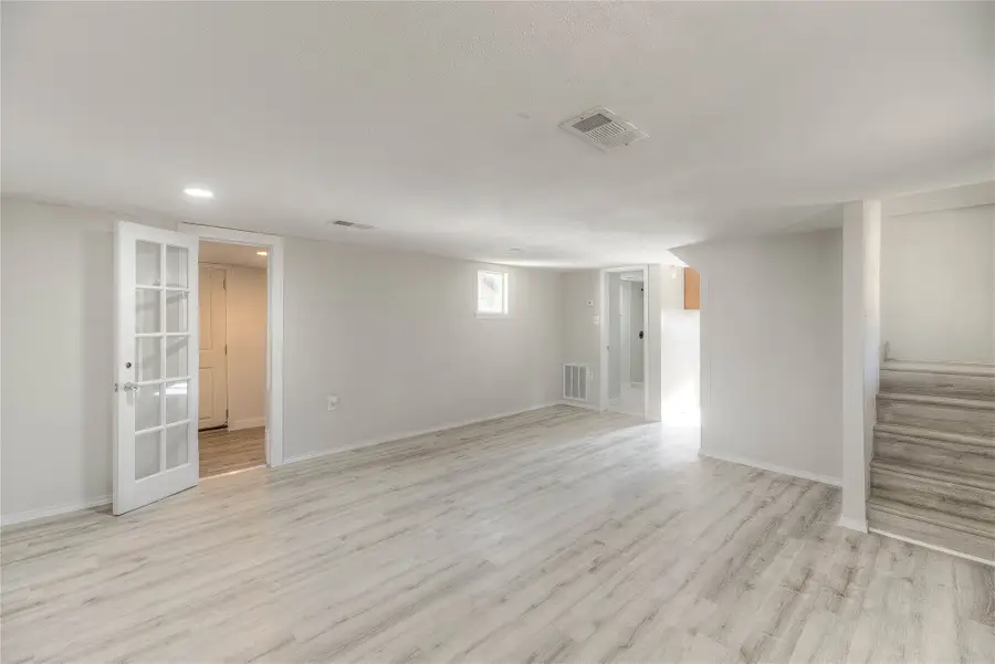 328 W Sherwood Drive, Livingston, TX 77351 - #3