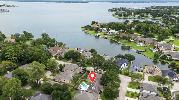 3737 Whisper Walk, Montgomery, TX 77356