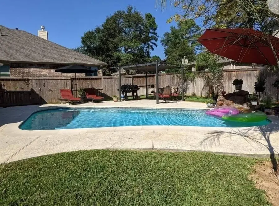 3737 Whisper Walk, Montgomery, TX 77356 - #3