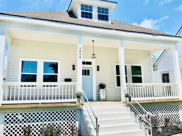 3808 Avenue L, Galveston, TX 77550