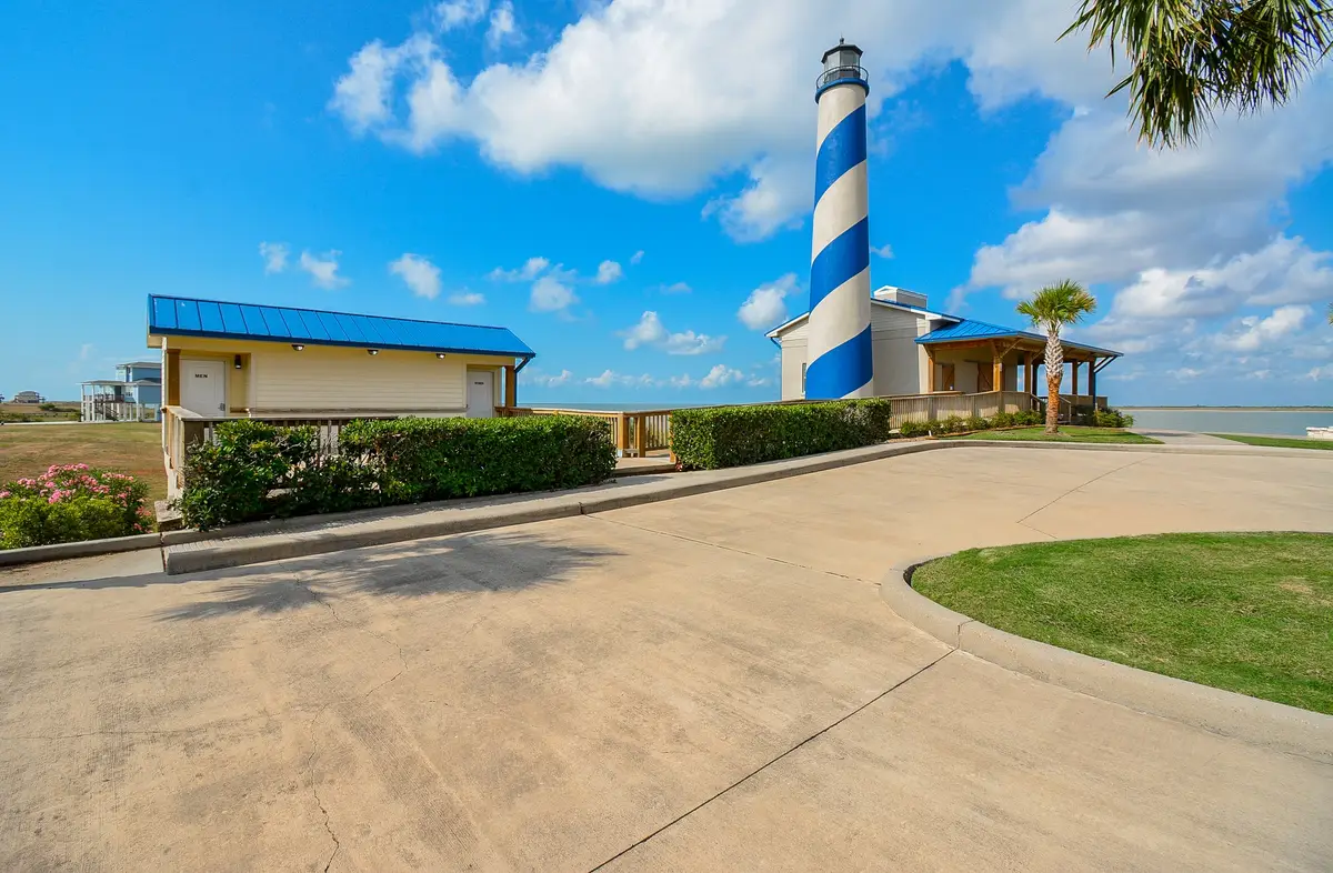 3022 Coastal Springs Loop, Palacios, TX 77465 - #1
