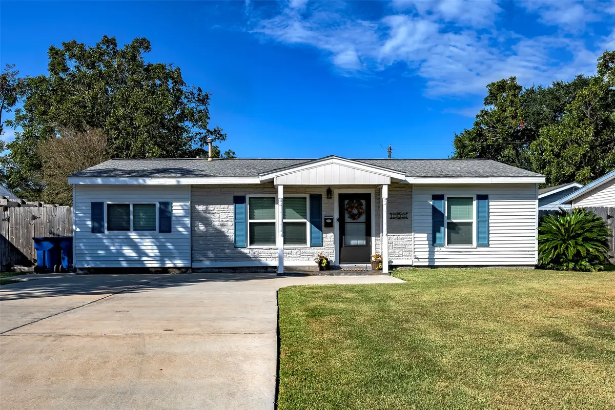 1810 3rd Avenue N, Texas City, TX 77590 - #1
