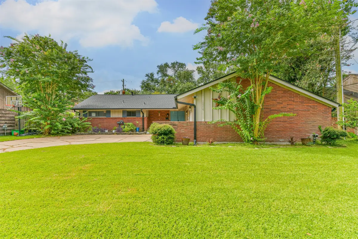 10314 Old Orchard Road, La Porte, TX 77571 - Image #1