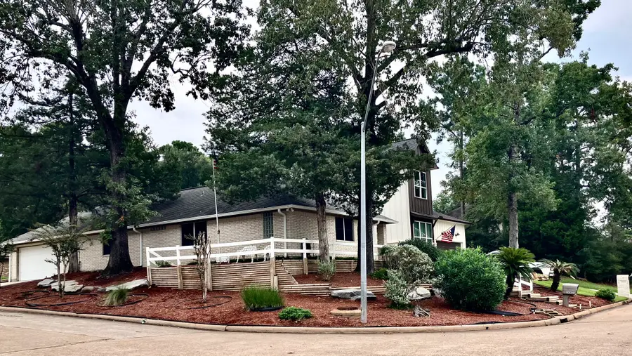 3062 Poe Drive, Montgomery, TX 77356 - Image #2