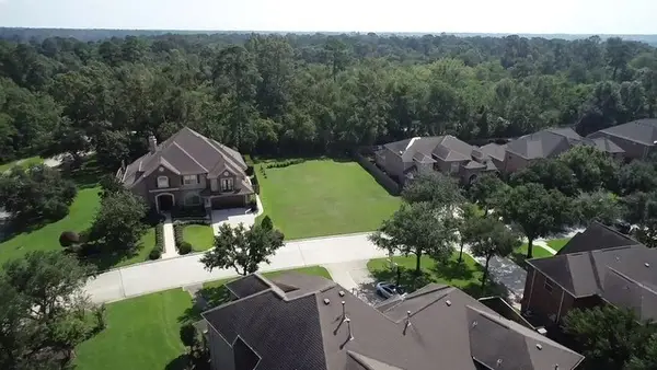 1214 Regal Shores Court, Kingwood, TX 77345