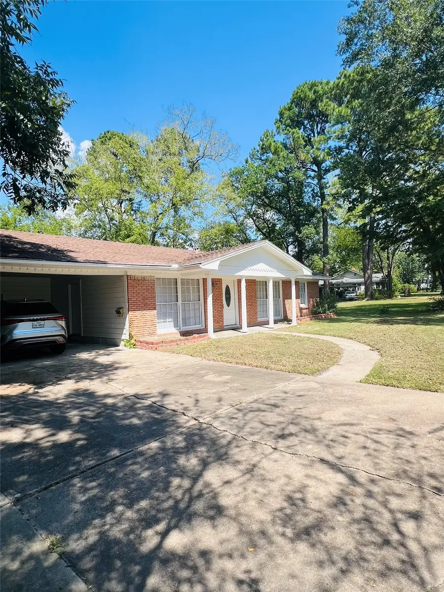 910 Russell Avenue, Lufkin, TX 75904 - #2