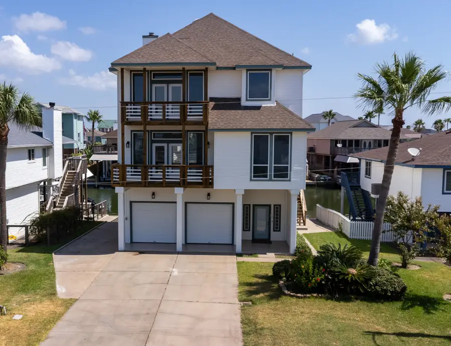 1414 Lotus Drive, Tiki Island, TX 77554 - #2