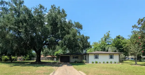 2535 Edgewood Street, Liberty, TX 77575