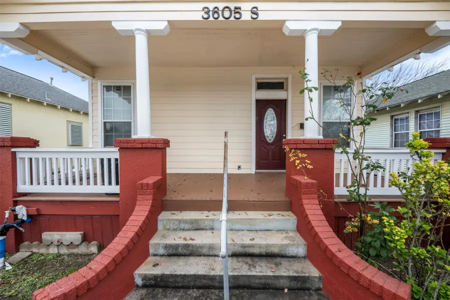 3605 Avenue S, Galveston, TX 77550 - #2