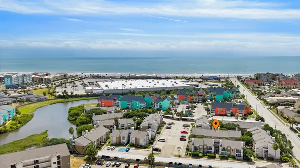 3220 69th Street #D6, Galveston, TX 77551