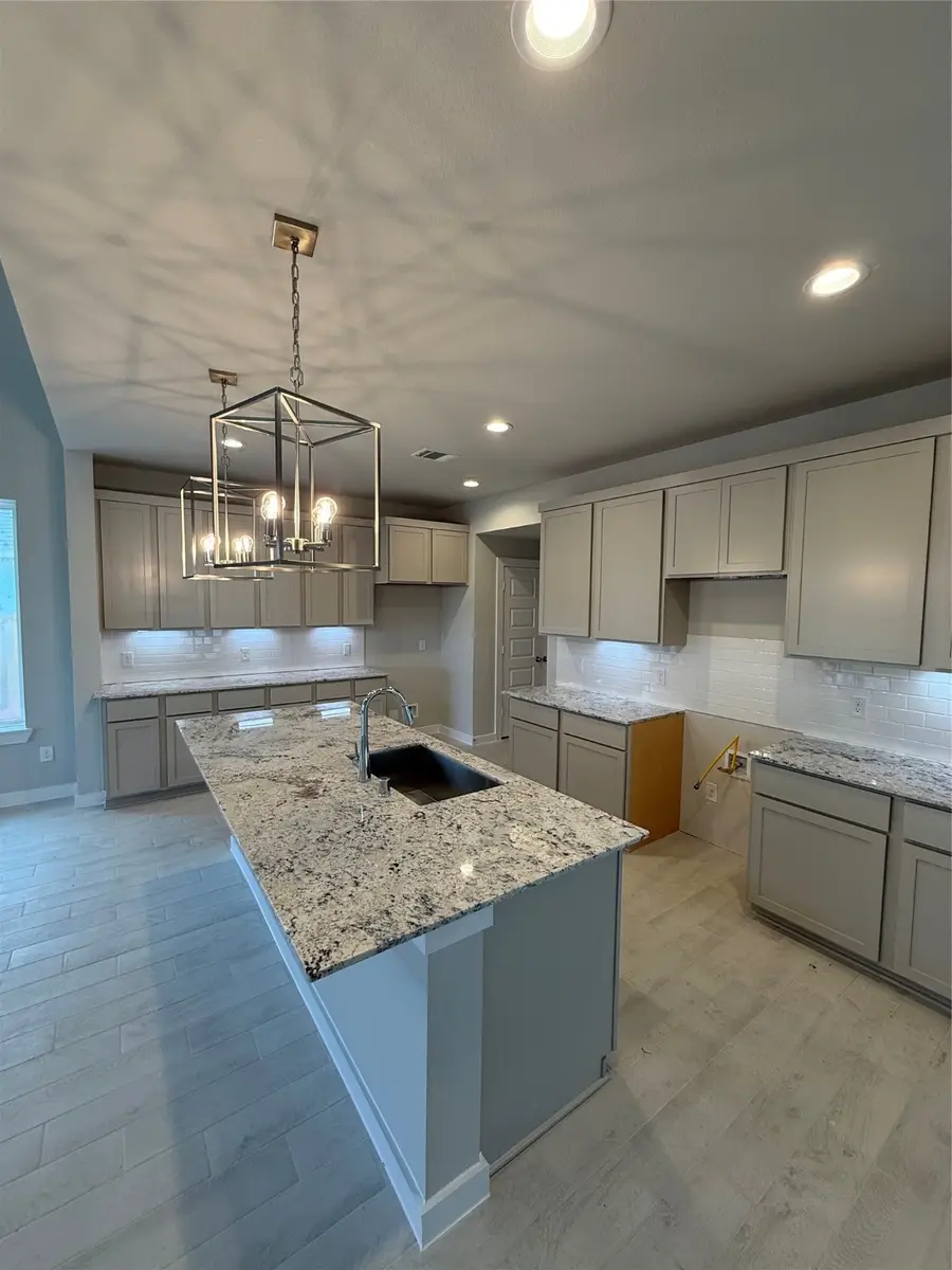 8723 Mallow Rose Way, Rosharon, TX 77583 - Image #3