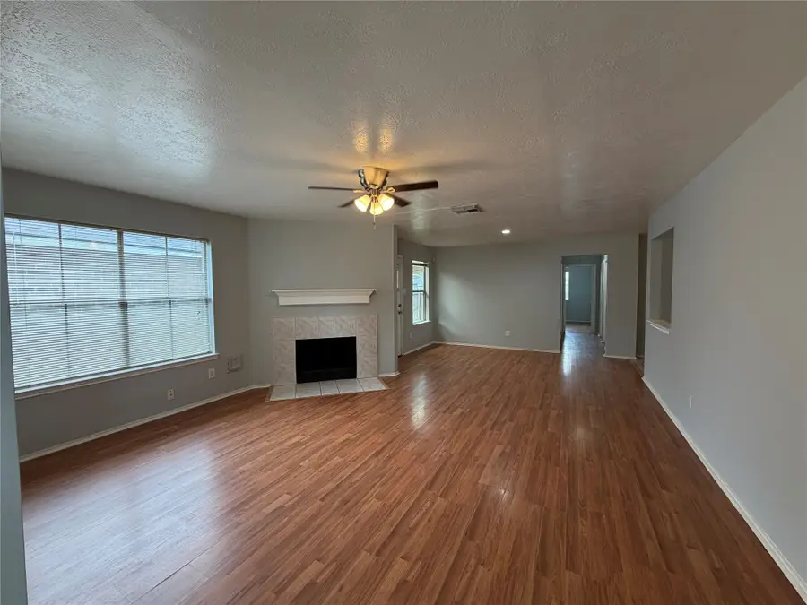 7427 Briargate Drive, Stafford Missouri City, TX 77489 - #3