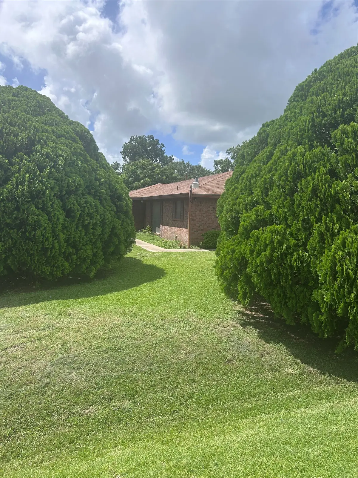279 4th Street N, Van Vleck, TX 77482 - #1
