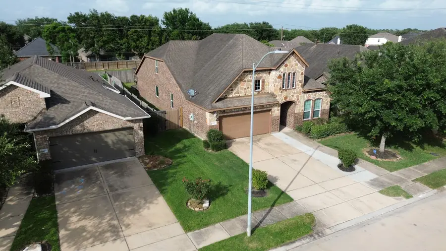1991 Honey Meadow Lane, Pearland, TX 77089 - #2