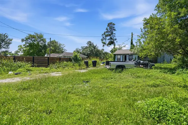 5206 Polly Street, Houston, TX 77016