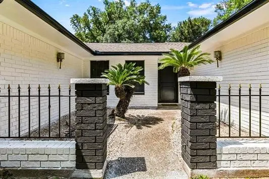 3640 Whippoorwill St, Orange, TX 77632 - Image #2