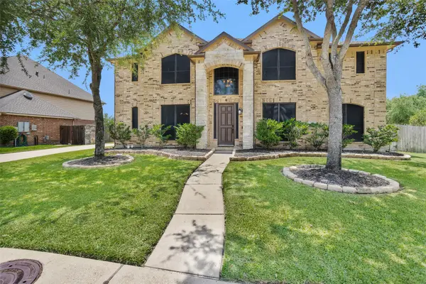 2944 Auburn Woods Drive, Pearland, TX 77581