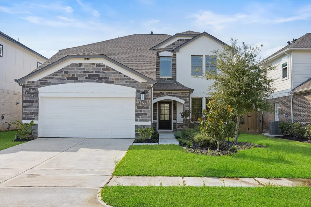 5320 Latigo Court, Alvin, TX 77511 - Image #1