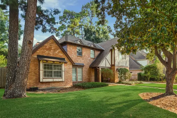 5515 Court Of York, Houston, TX 77069