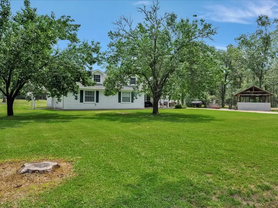 21441 Fm 705, Broaddus, TX 75929 - Image #2