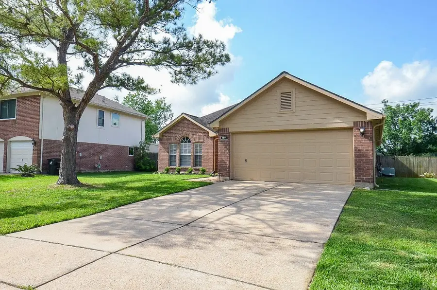 1614 Village Court Drive, Rosenberg, TX 77471 - #2
