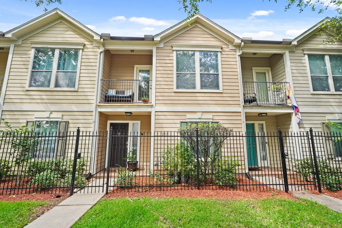 2911 Clay Street, Houston, TX 77003 - #1