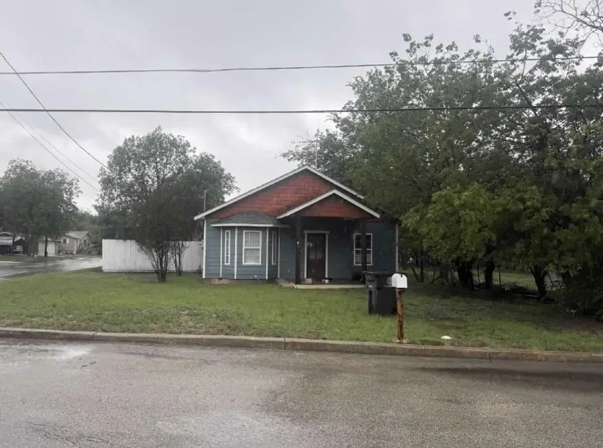 1696 W Mill Street, New Braunfels, TX 78130 - #1
