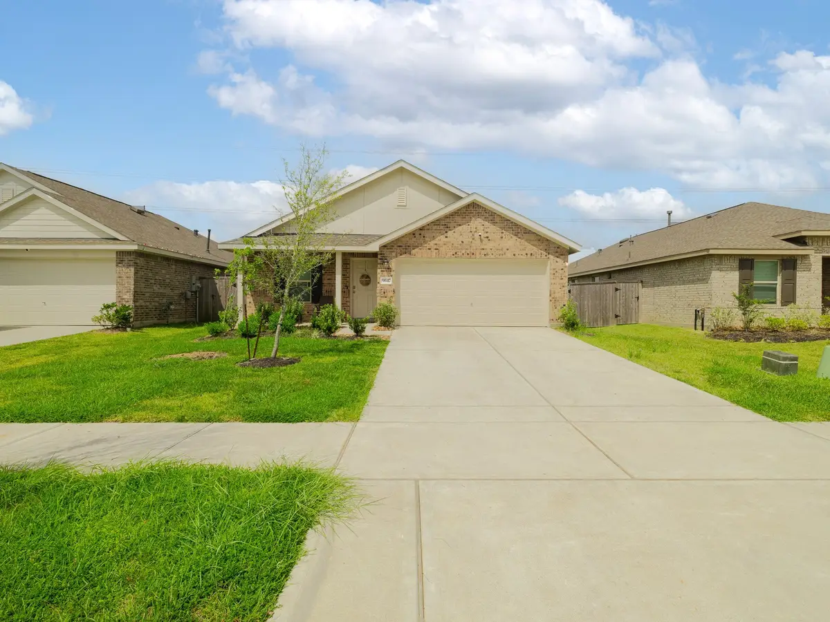 9647 Atwood Lake Drive, Baytown, TX 77521 - Image #1