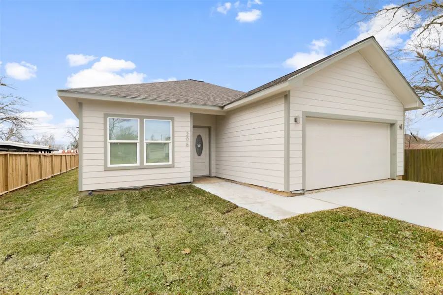 206 S Brownell Street, La Porte, TX 77571 - #2