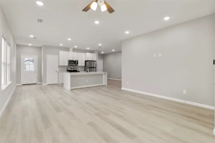 206 S Brownell Street, La Porte, TX 77571 - #3