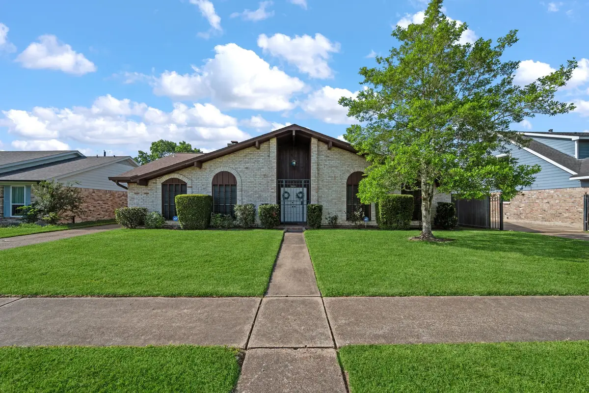 8834 Sandstone Street, Houston, TX 77036 - #1