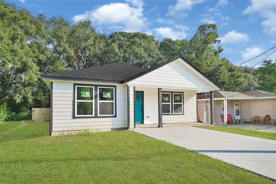 6024 Jackson Ln, Texas City, TX 77591 - Image #2