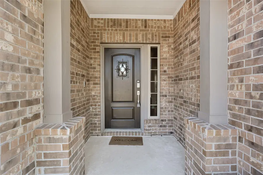9007 Lost Castle Way, Cypress, TX 77433 - Image #2