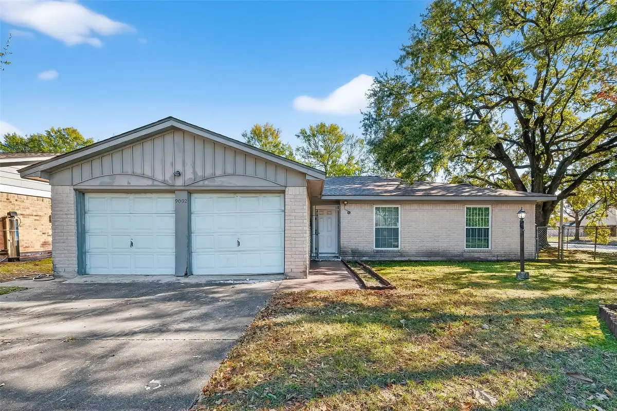 9002 Bunny Run Drive, Houston, TX 77088 - Image #1
