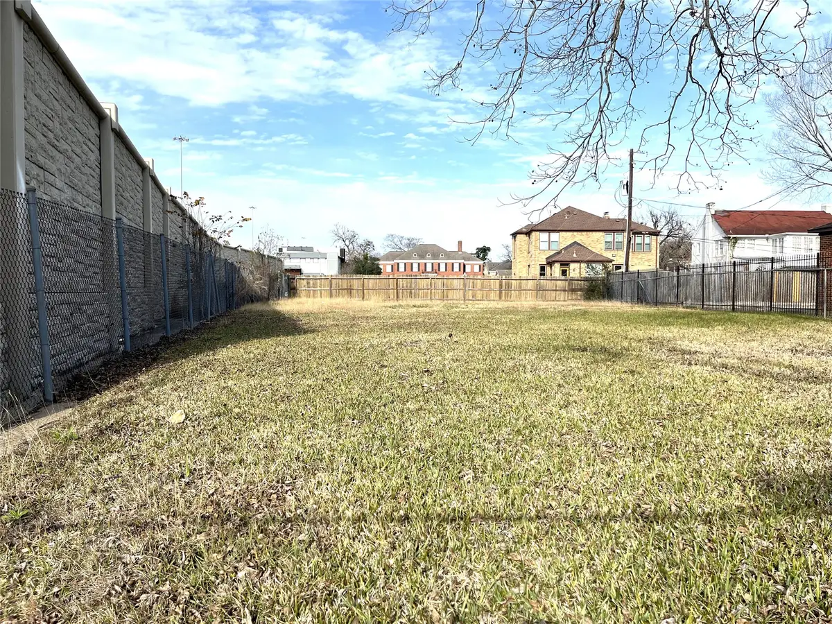 2209 Wichita Street, Houston, TX 77004 - #1