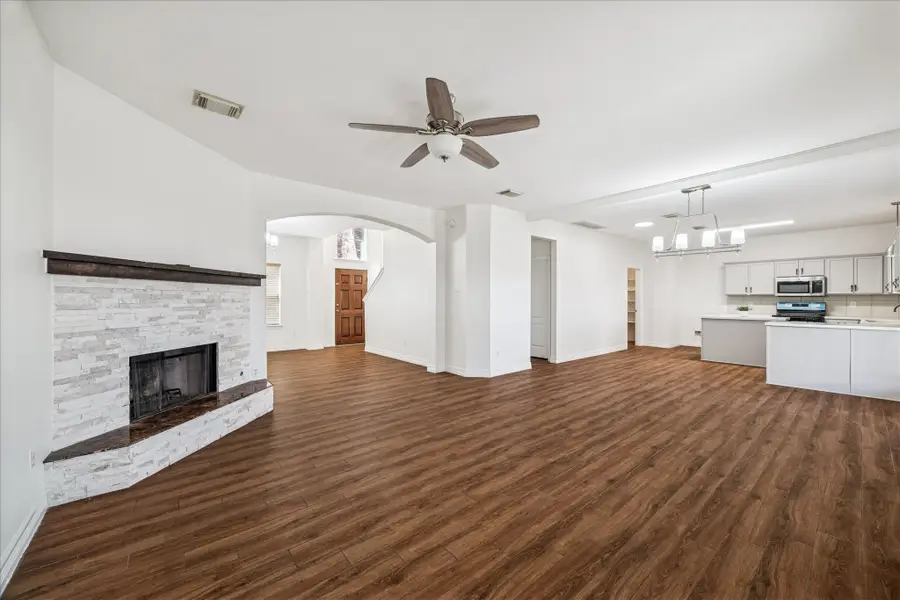 4534 Marquis Avenue, Baytown, TX 77521 - Image #3