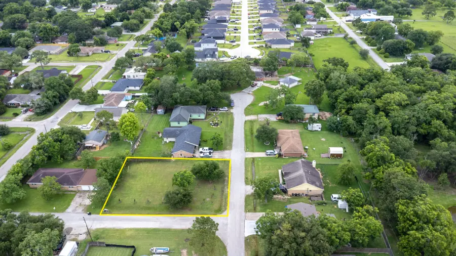 Lot 28 Smith Drive, Hitchcock, TX 77563 - Image #2