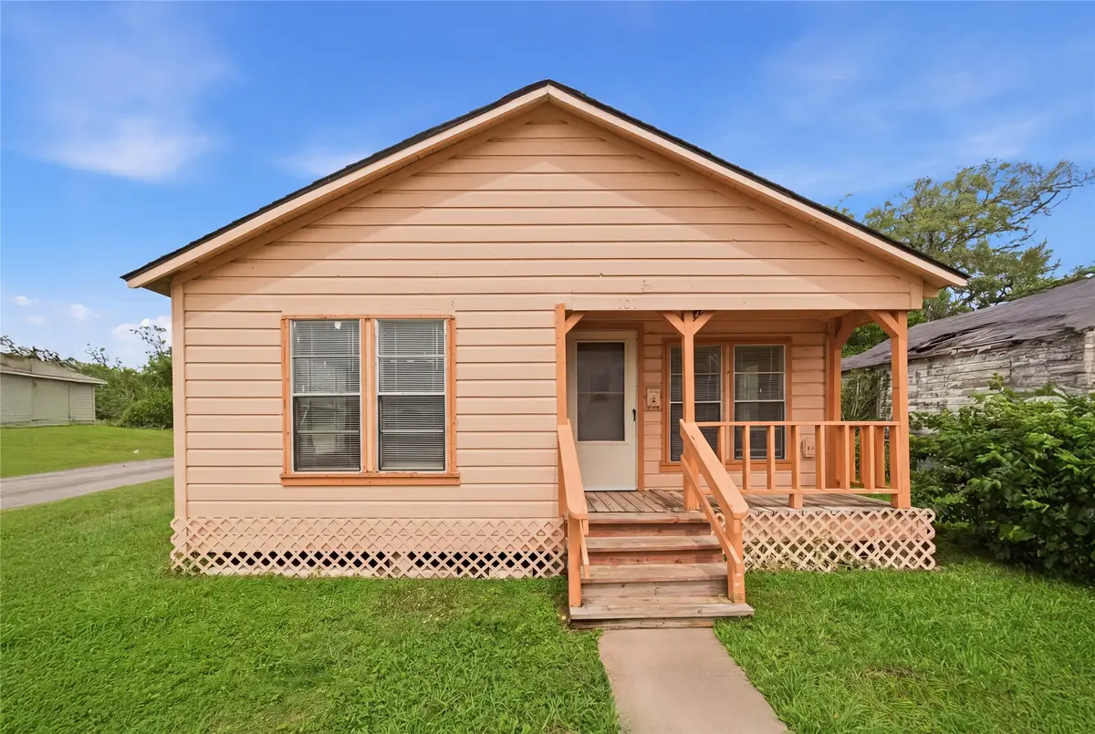 101 Outlar Road, Wharton, TX 77488 - #1