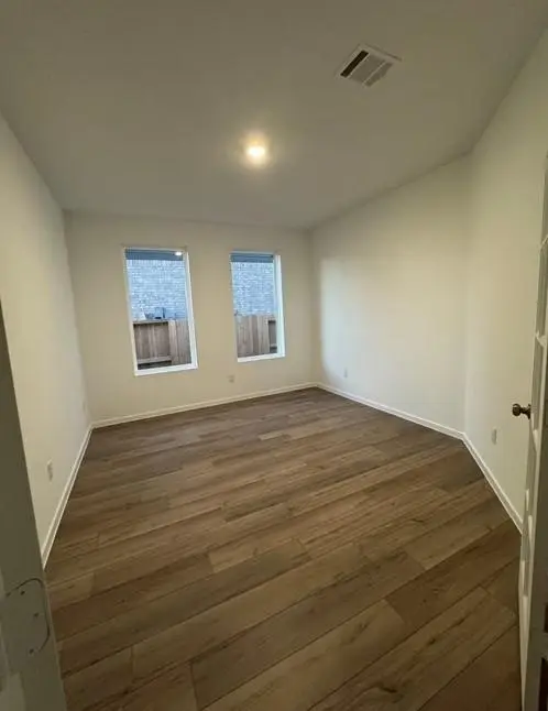 1306 W Shepard Drive, Dayton, TX 77535 - Image #3