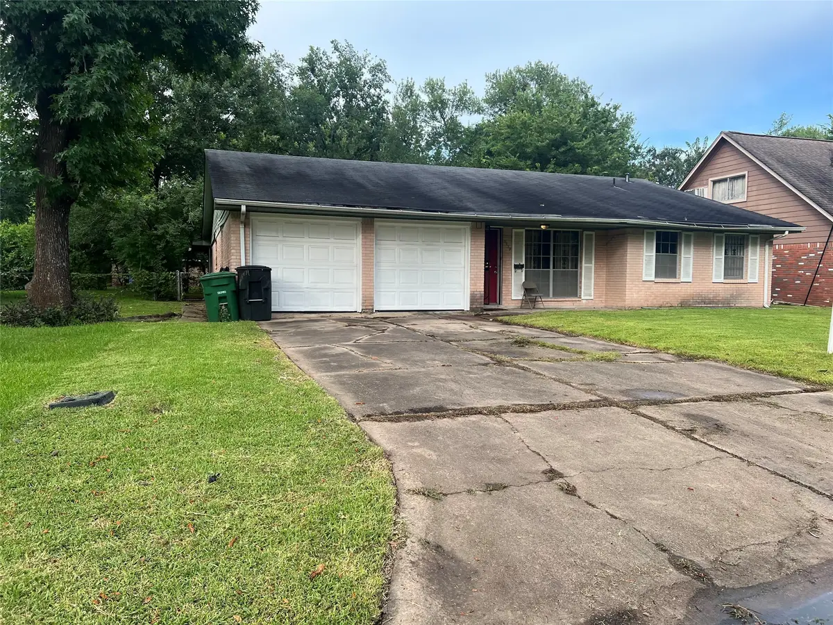 5539 Greylog Drive, Houston, TX 77048 - Image #1